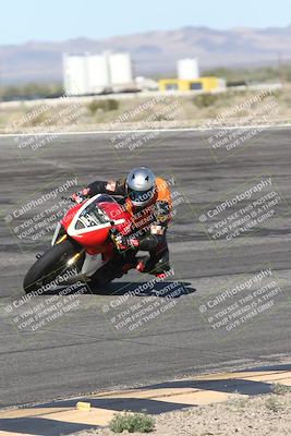 media/Jan-16-2026-CVMA Friday Practice (Fri) [[6f2bf47531]]/4-Racer 3-NRS/Session 3 (Bowl)/